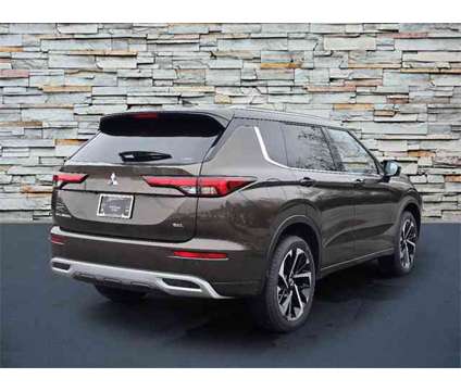 2024 Mitsubishi Outlander is a Tan 2024 Mitsubishi Outlander SUV in Chattanooga TN