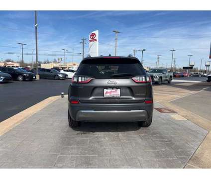 2020 Jeep Cherokee Limited is a Grey 2020 Jeep Cherokee Limited SUV in Enid OK