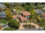 252 Livorna Heights Rd, Alamo, CA 94507