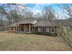 160 Old Gumlog Rd, Blairsville, GA 30512