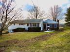 413 University Dr, Torrington, CT 06790