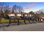 1652 Cliff Dr, Edgewater, MD 21037