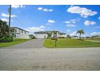 726 18th Pl, Cape Coral, FL 33993