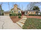 485 Knoll Woods Dr, Roswell, GA 30075