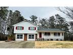 4819 Sunview Ct, Suwanee, GA 30024