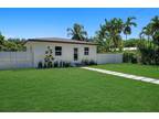 9050 SW 156th St, Palmetto Bay, FL 33157