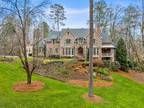 2055 Clay Dr, Sandy Springs, GA 30350