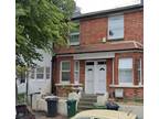 Riley Road, Brighton BN2 4 bed terraced house to rent - £2,513 pcm (£580 pw)