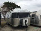 2023 Airstream Flying Cloud 30FB Office 30ft