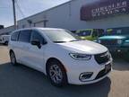 2024 Chrysler Pacifica White, new