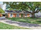 7810 Locke Ln, Houston, TX 77063