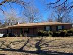 620 Yale Dr, Reno, TX 75462