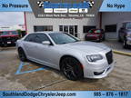 2022 Chrysler 300 Silver, 17K miles