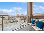 Condo For Sale In Chicago, Illinois