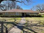 Home For Sale In Desoto, Texas