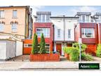 4 bed house for sale in Lincoln Road, N2, London