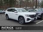 2024 Volkswagen Atlas 2.0T SEL Premium R-Line