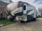 2013 CrossRoads Cruiser Patriot Provincial 335 SS 35ft