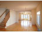 Home For Rent In Palisades Park, New Jersey