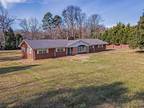 Charlotte, Mecklenburg County, NC House for sale Property ID: 418829147