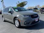 2022 Chrysler Pacifica Touring L FWD