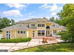 8578 Leisure Hill Dr, Pikesville, MD 21208