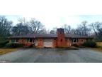 6935 woodland ct Lusby, MD