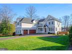 327 owaissa rd se Vienna, VA -