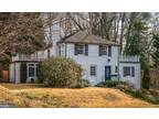 4901 Brookeway Dr, Bethesda, MD 20816