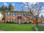 9004 Cherbourg Dr, Potomac, MD 20854