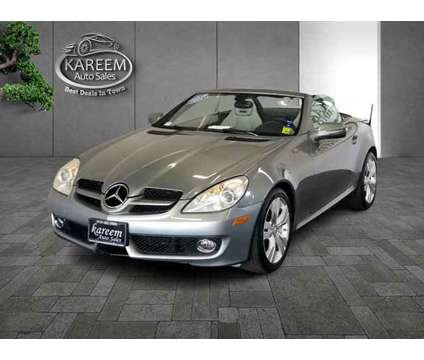 2009 Mercedes-Benz SLK-Class 3.5L is a Silver 2009 Mercedes-Benz SLK Class Car for Sale in Sacramento CA