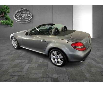 2009 Mercedes-Benz SLK-Class 3.5L is a Silver 2009 Mercedes-Benz SLK Class Car for Sale in Sacramento CA