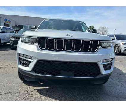 2024 Jeep Grand Cherokee Limited is a Silver 2024 Jeep grand cherokee Limited Car for Sale in Pataskala OH