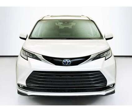 2022 Toyota Sienna Limited 7 Passenger is a White 2022 Toyota Sienna Limited Car for Sale in Montclair CA