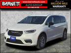 2024 Chrysler Pacifica White, new