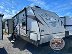2015 CrossRoads Hill Country HCT32RL 32ft