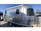 2019 Airstream Flying Cloud 25RBQ 25ft