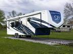 2024 DRV Drv Luxury Suites Mobile Suites 41RKDB4 43ft