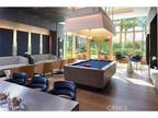 Condo For Sale In Los Angeles, California