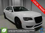 2023 Chrysler 300 White, 486 miles