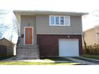 14 Carlyle Pl Roslyn Heights, NY