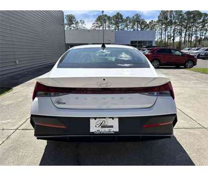 2024 Hyundai Elantra SEL is a White 2024 Hyundai Elantra SE Sedan in Gainesville FL