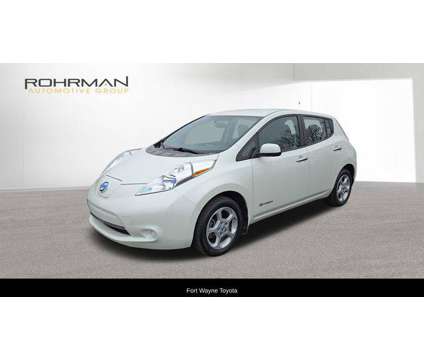 2013 Nissan Leaf SV is a White 2013 Nissan Leaf SV Car for Sale in Fort Wayne IN
