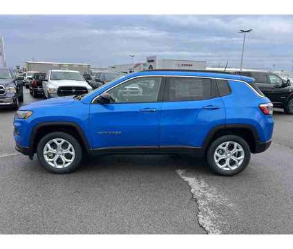 2024 Jeep Compass Latitude is a Blue 2024 Jeep Compass Latitude SUV in Fort Smith AR