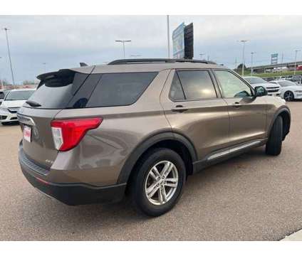 2021 Ford Explorer XLT is a Grey 2021 Ford Explorer XLT SUV in Vicksburg MS