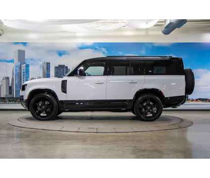 2024 Land Rover Defender X-Dynamic SE is a White 2024 Land Rover Defender 110 Trim SUV in Lake Bluff IL