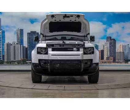 2024 Land Rover Defender X-Dynamic SE is a White 2024 Land Rover Defender 110 Trim SUV in Lake Bluff IL