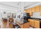 Condo For Sale In Chicago, Illinois