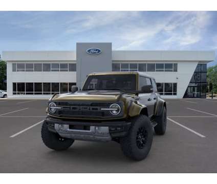 2024NewFordNewBroncoNew4 Door Advanced 4x4 is a Green 2024 Ford Bronco Car for Sale in Saco ME