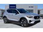 2024 Volvo XC40 Ultimate Dark Theme